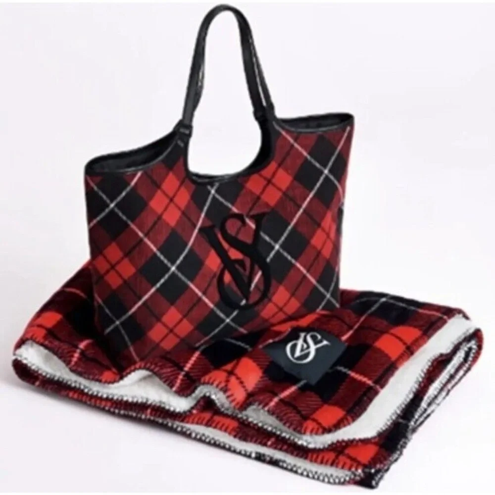 NEW Victoria Secret Red Black Tartan Plaid Tote Bag & Blanket Soft Warm Cozy
